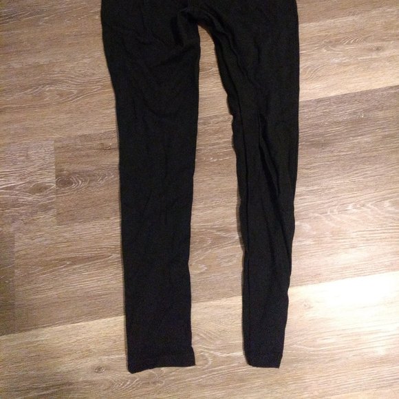 2 Reitmans Soft S Leggings - Picture 3 of 6